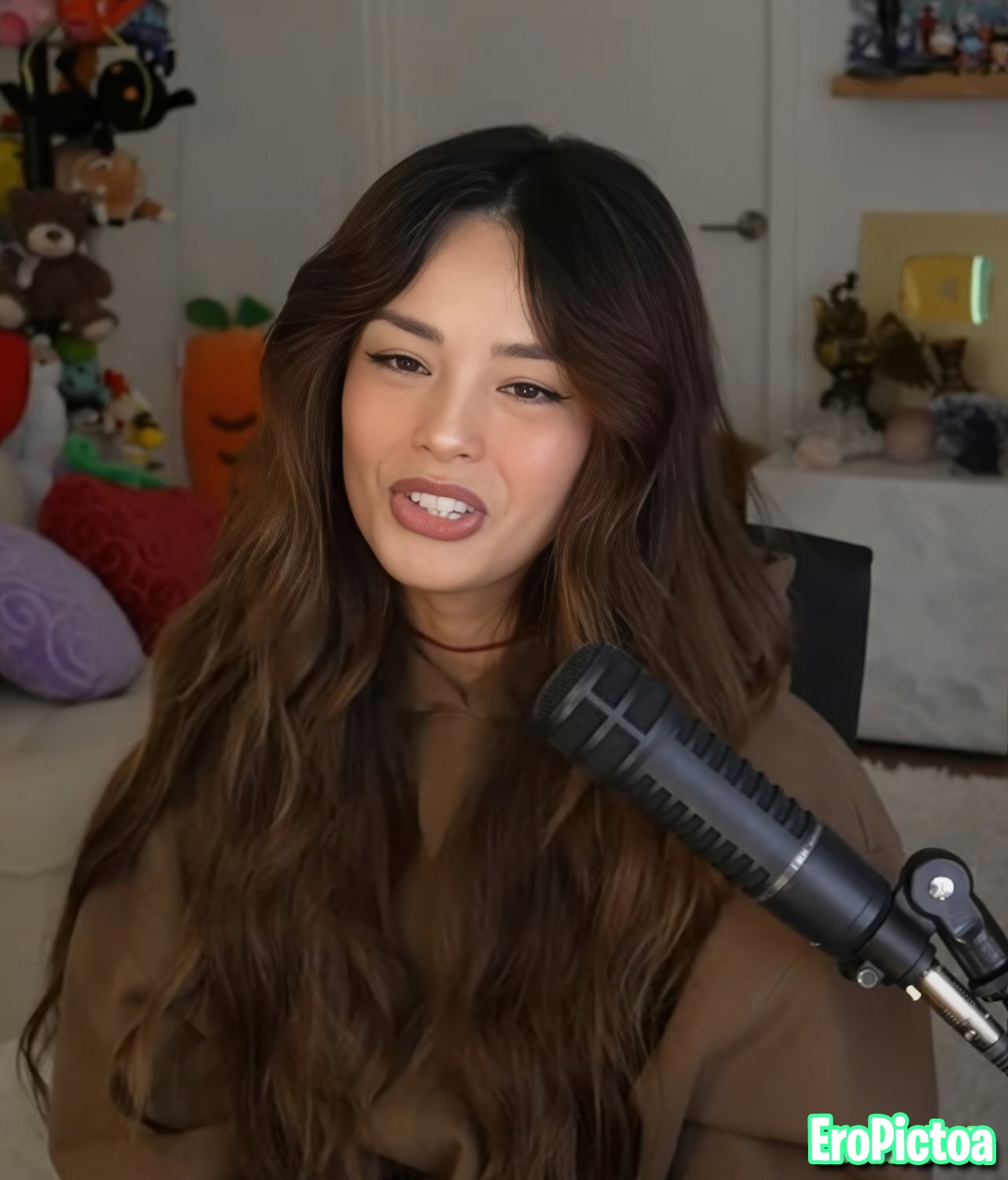 Rae [17] photo featuring twitch