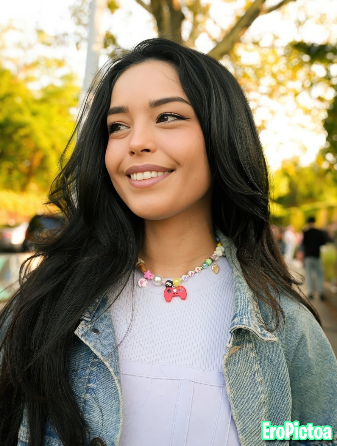 Rae [17] photo featuring amateur