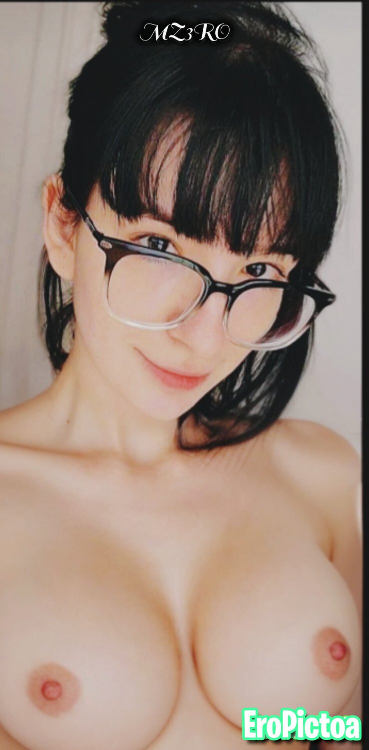 Faye Tan 🔥💖 photo featuring Minasdoreact - Part 4
