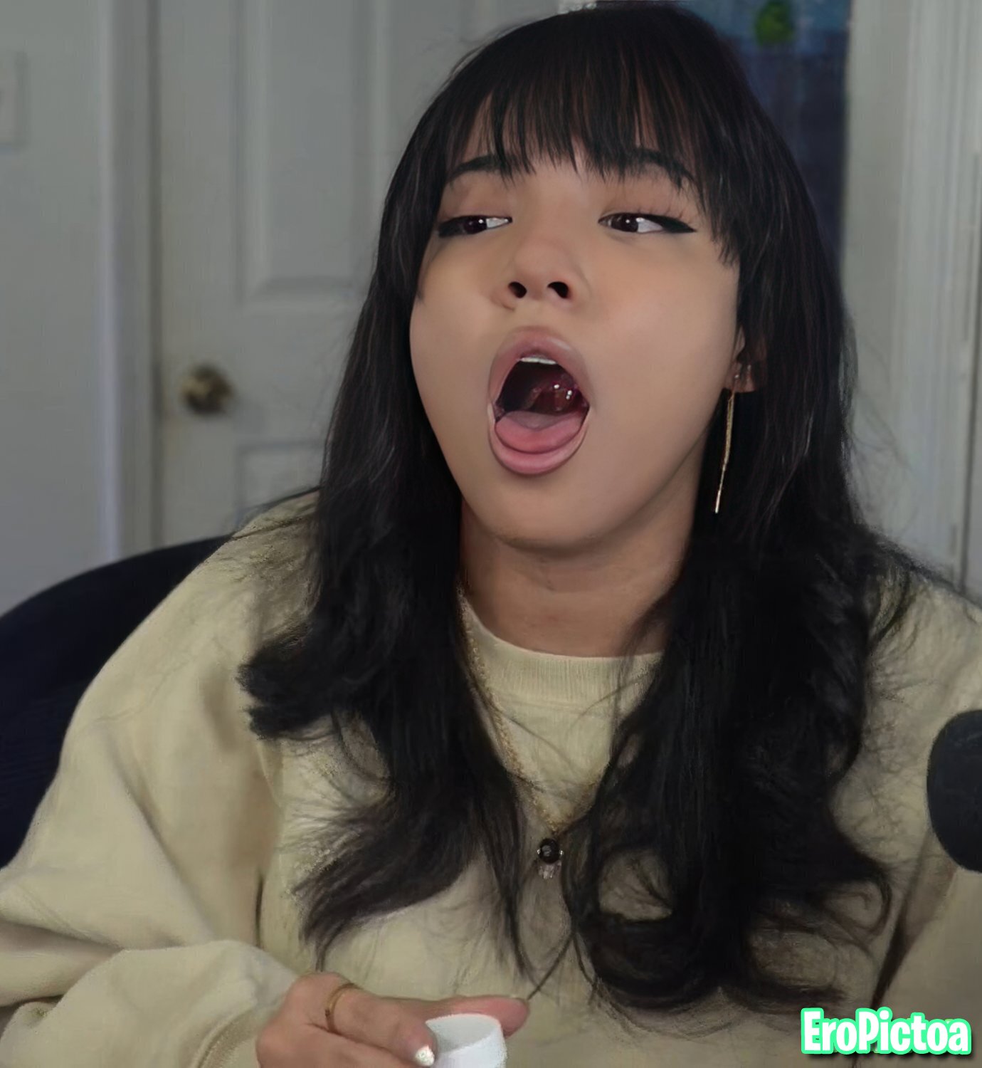 Cinna [1] photo featuring streamer - Part 24