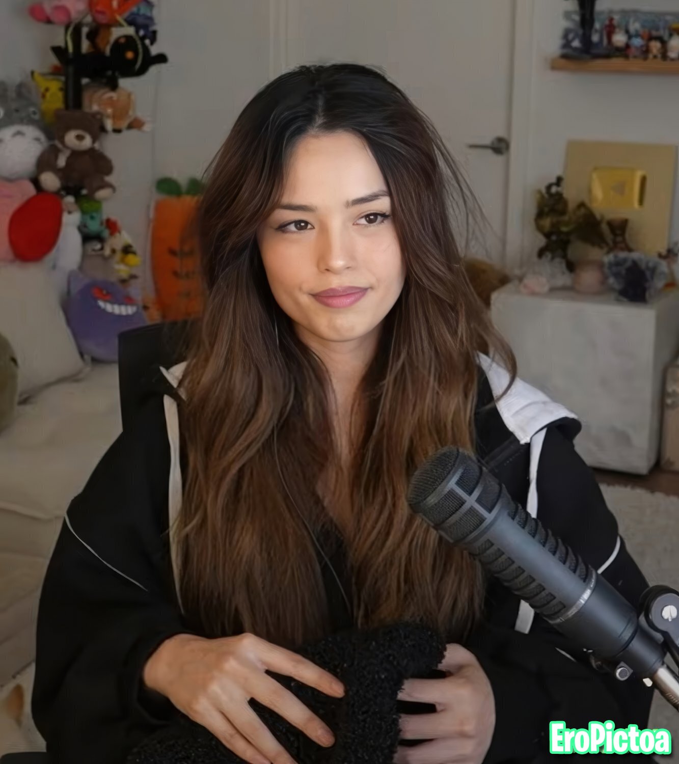 Rae [16] photo featuring youtuber - Part 66