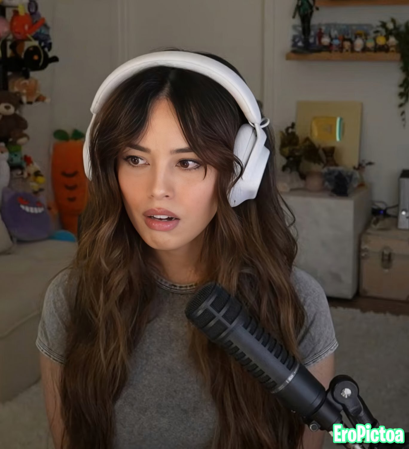 Rae [16] photo featuring small tits - Part 8