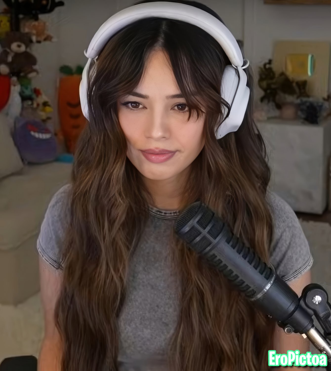 Rae [16] photo featuring streamer - Part 80