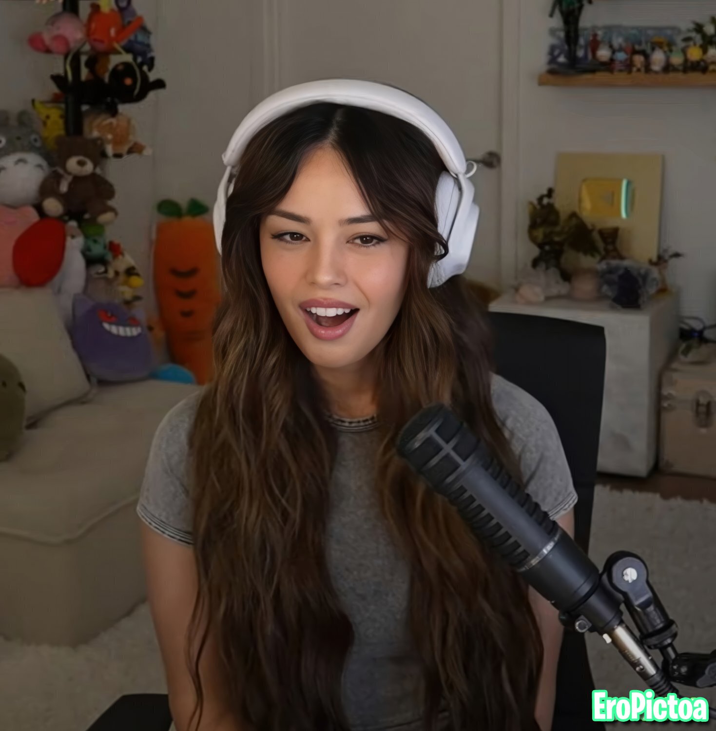 Rae [16] photo featuring streamer - Part 97