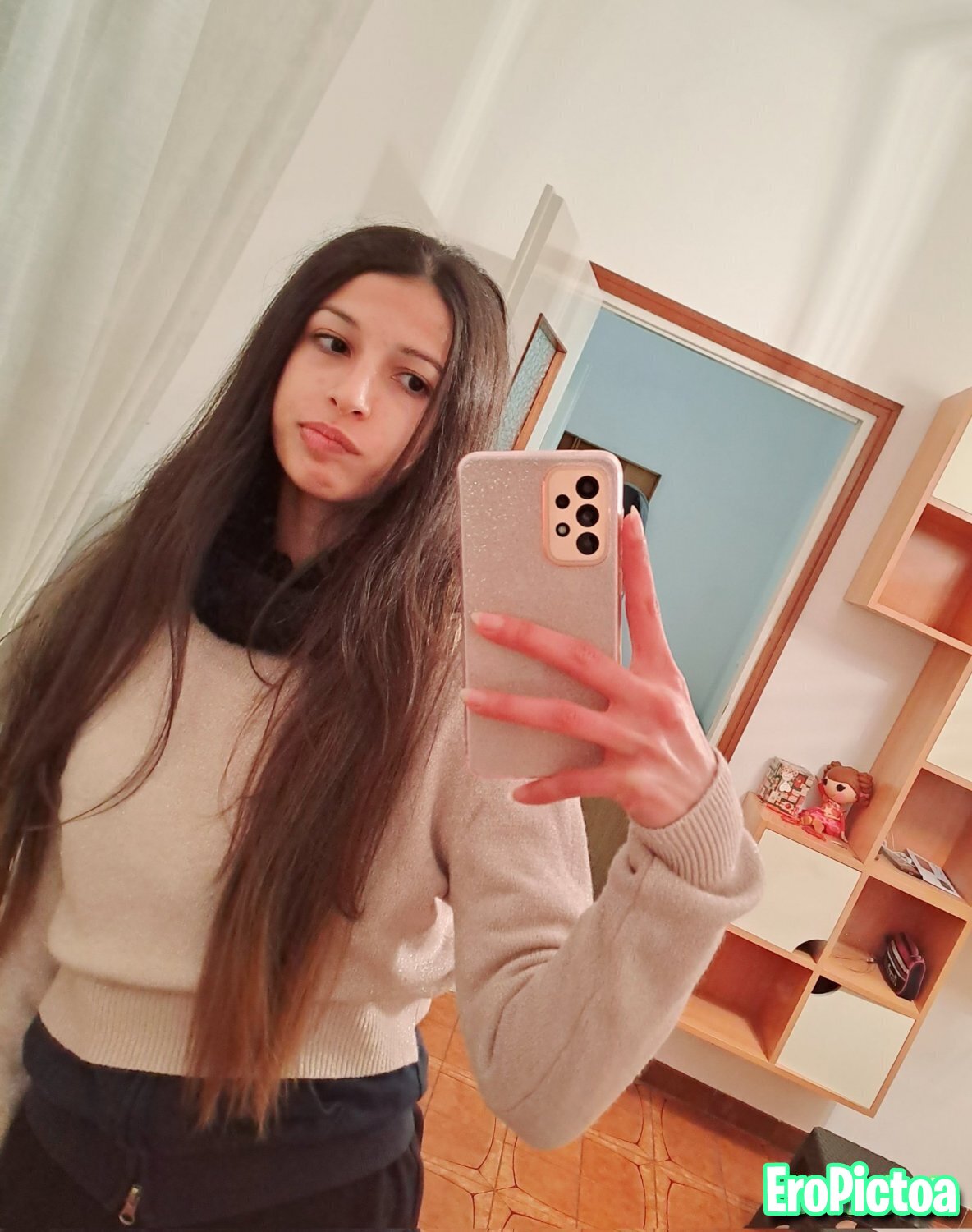 Girlyale02 photo featuring Streamer - Part 13