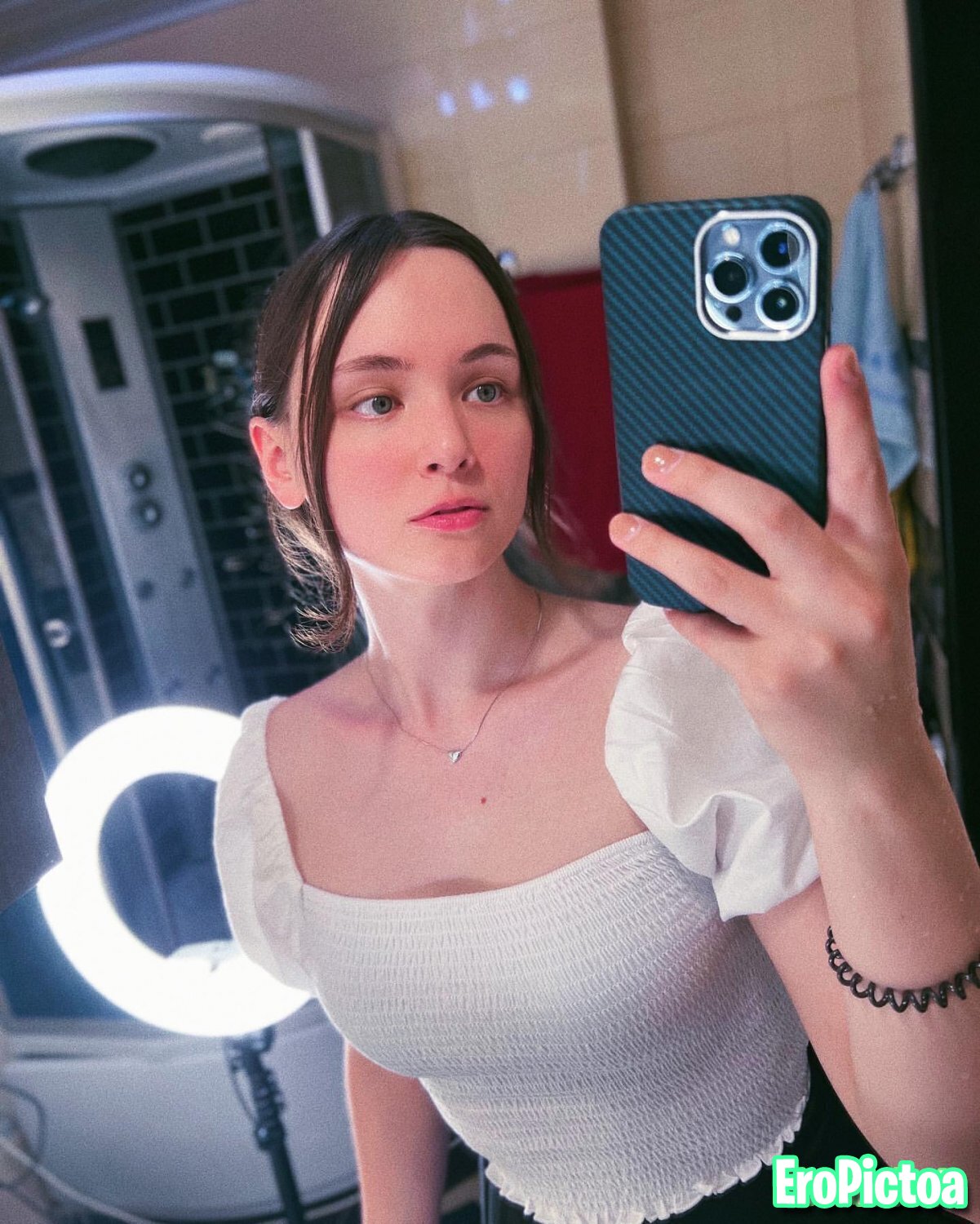 G.O.A.T. Russian Trans streamer Gilticus photo featuring Blonde - Part 23