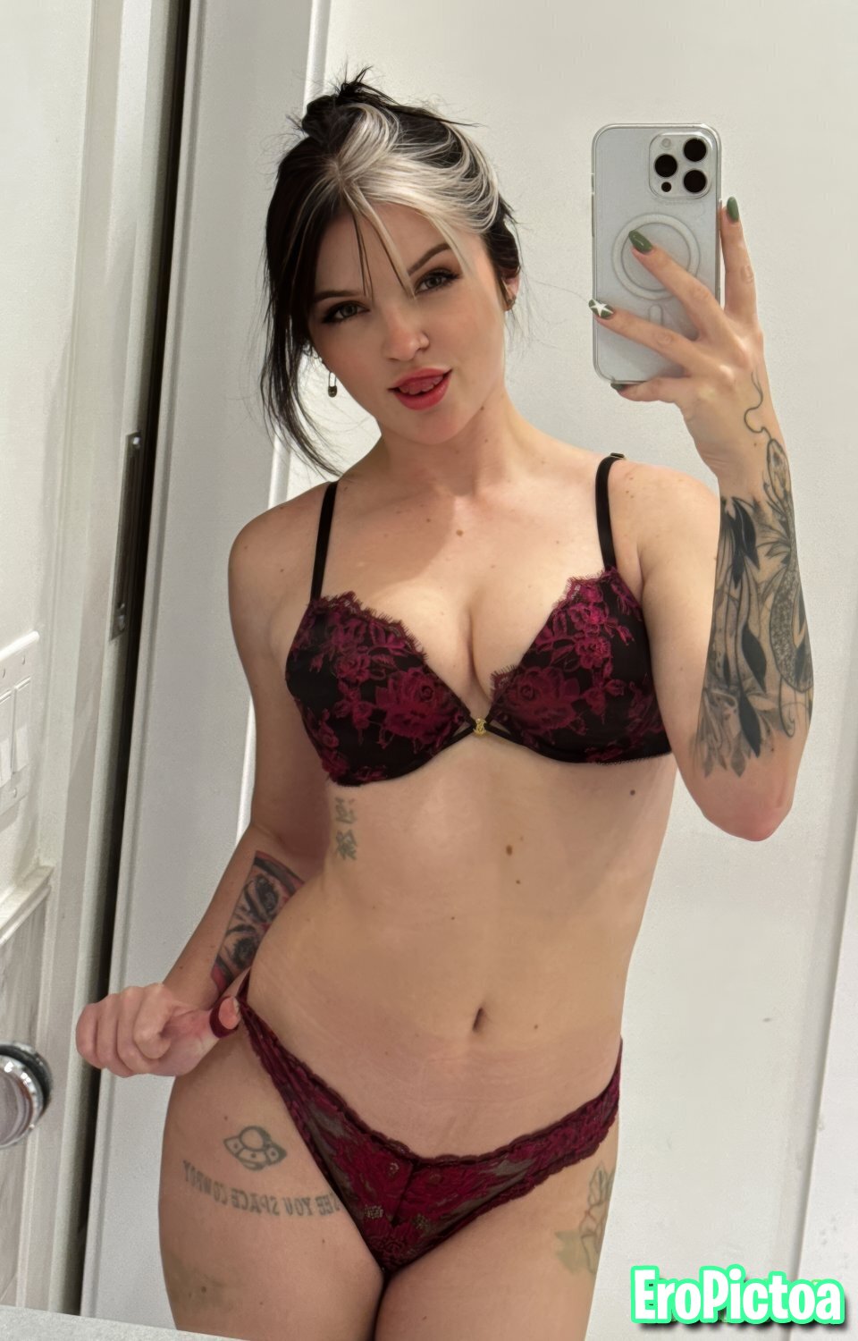 🍑 photo featuring tits
