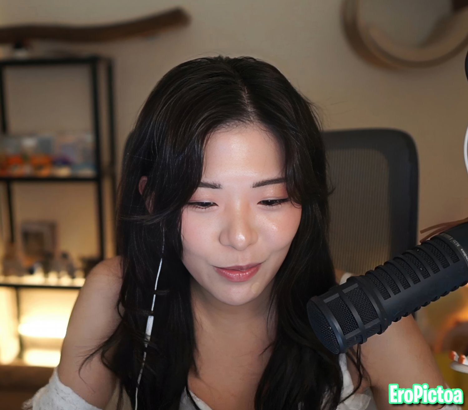 Kkatamina [4] photo featuring gamer girl - Part 27
