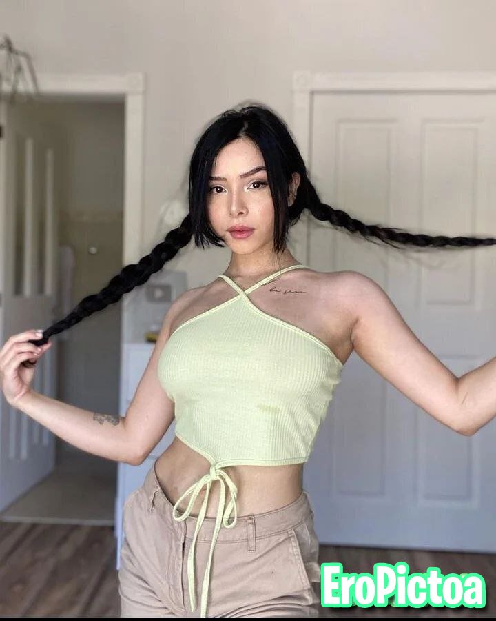 Yuni duda 😍😋 photo featuring famosa - Part 13