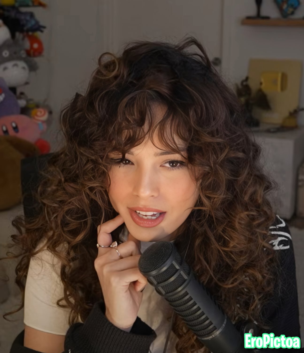 Rae [15] photo featuring streamer
