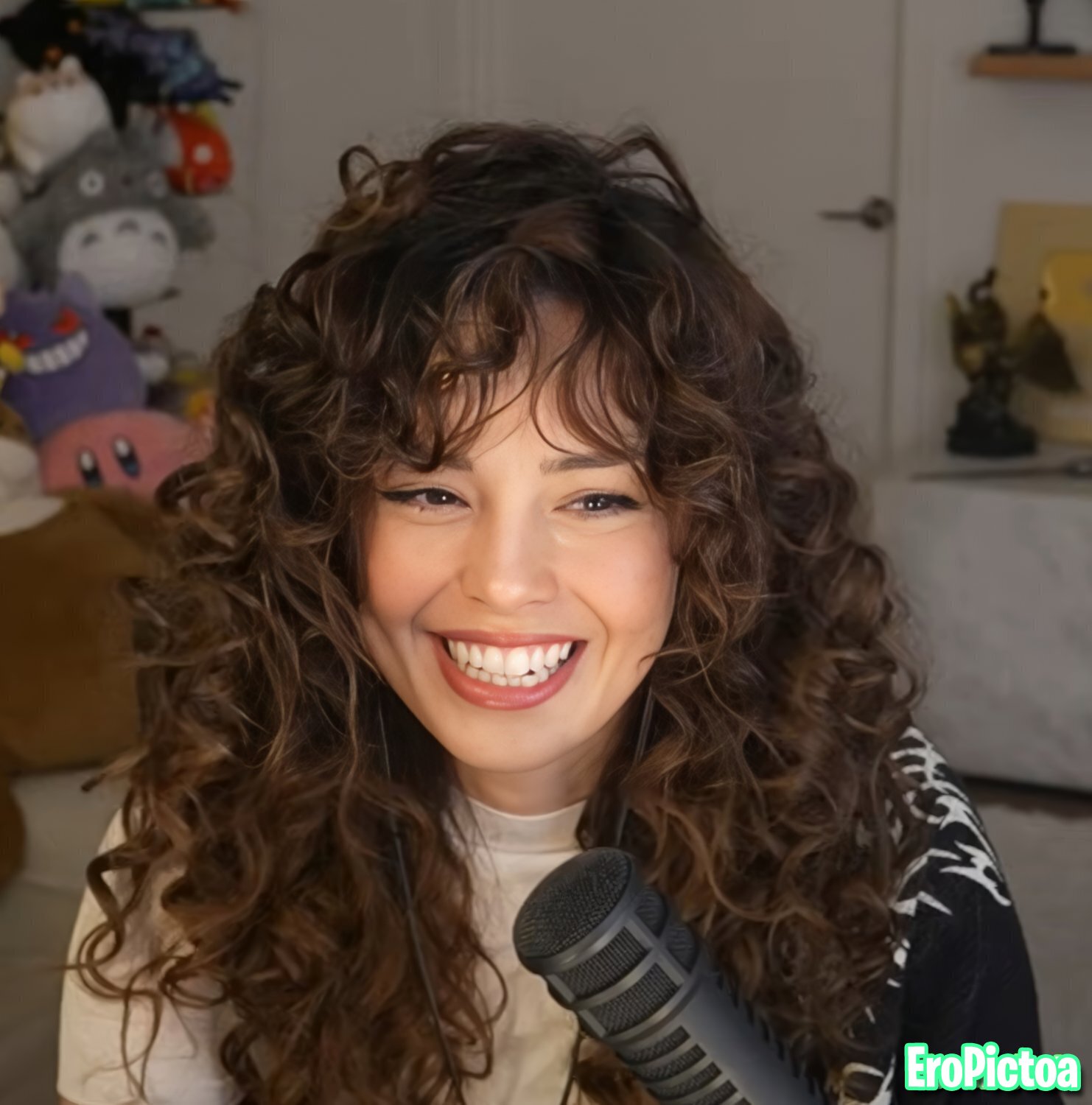 Rae [15] photo featuring twitch streamer