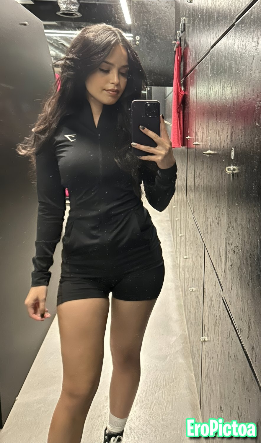 Rae [15] photo featuring twitch