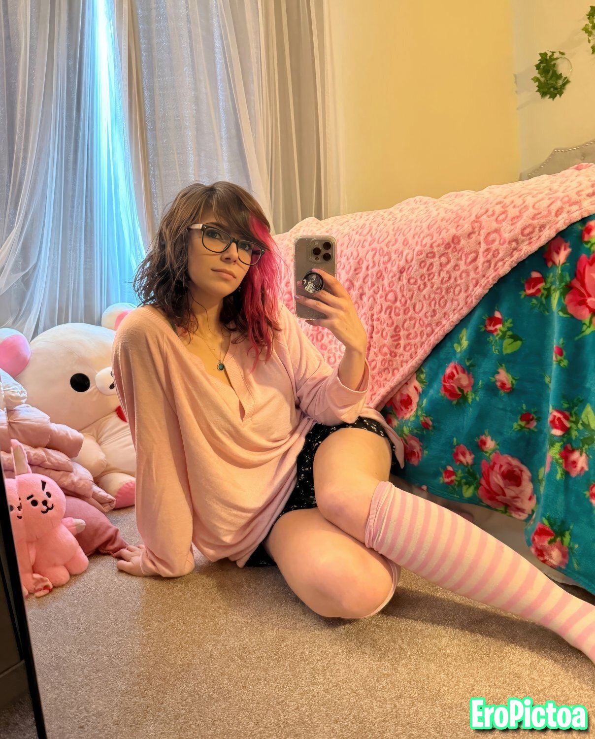 Kate[6] photo featuring influencer - Part 46