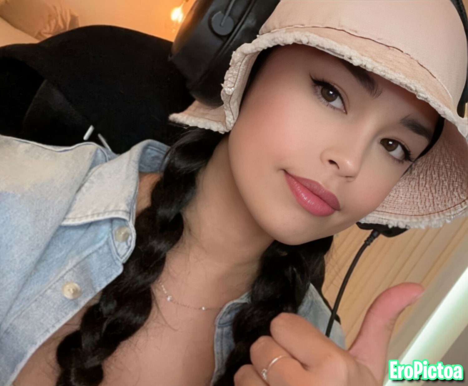 Rae [14] photo featuring twitch streamer