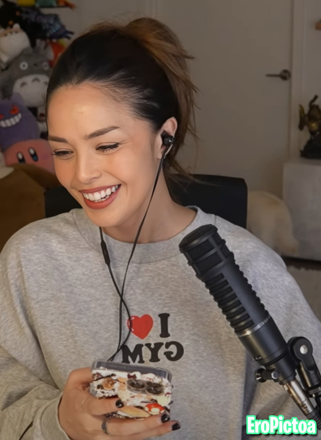 Rae [14] photo featuring filipino asian