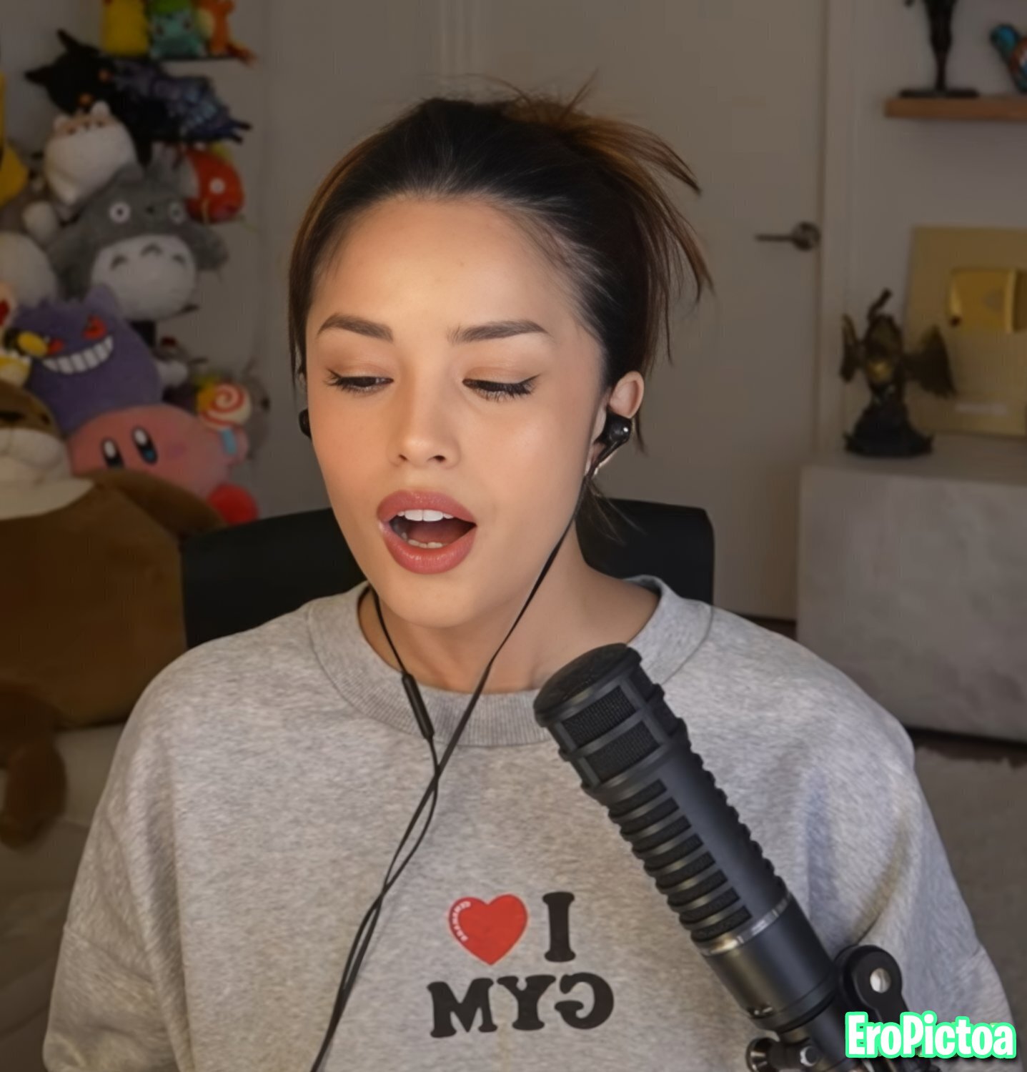 Rae [14] photo featuring streamer