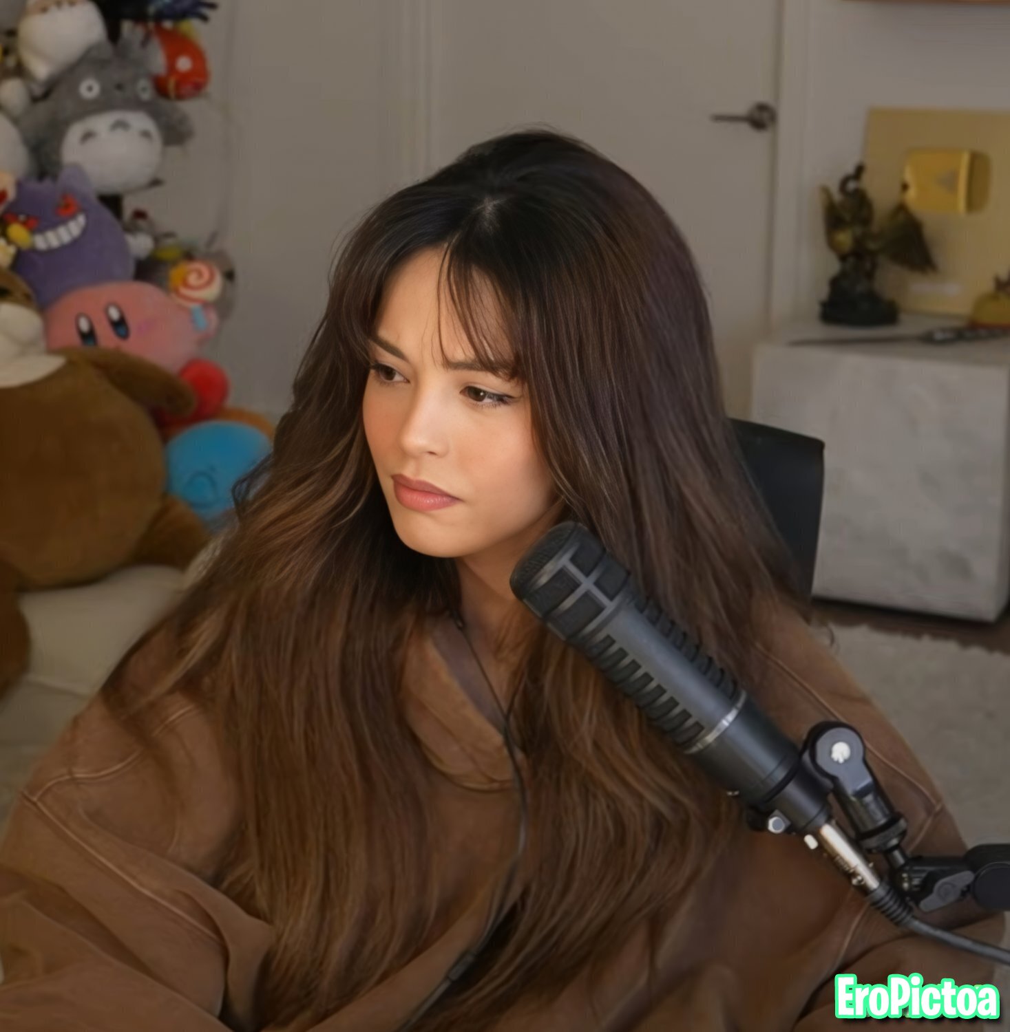 Rae [14] photo featuring long hair
