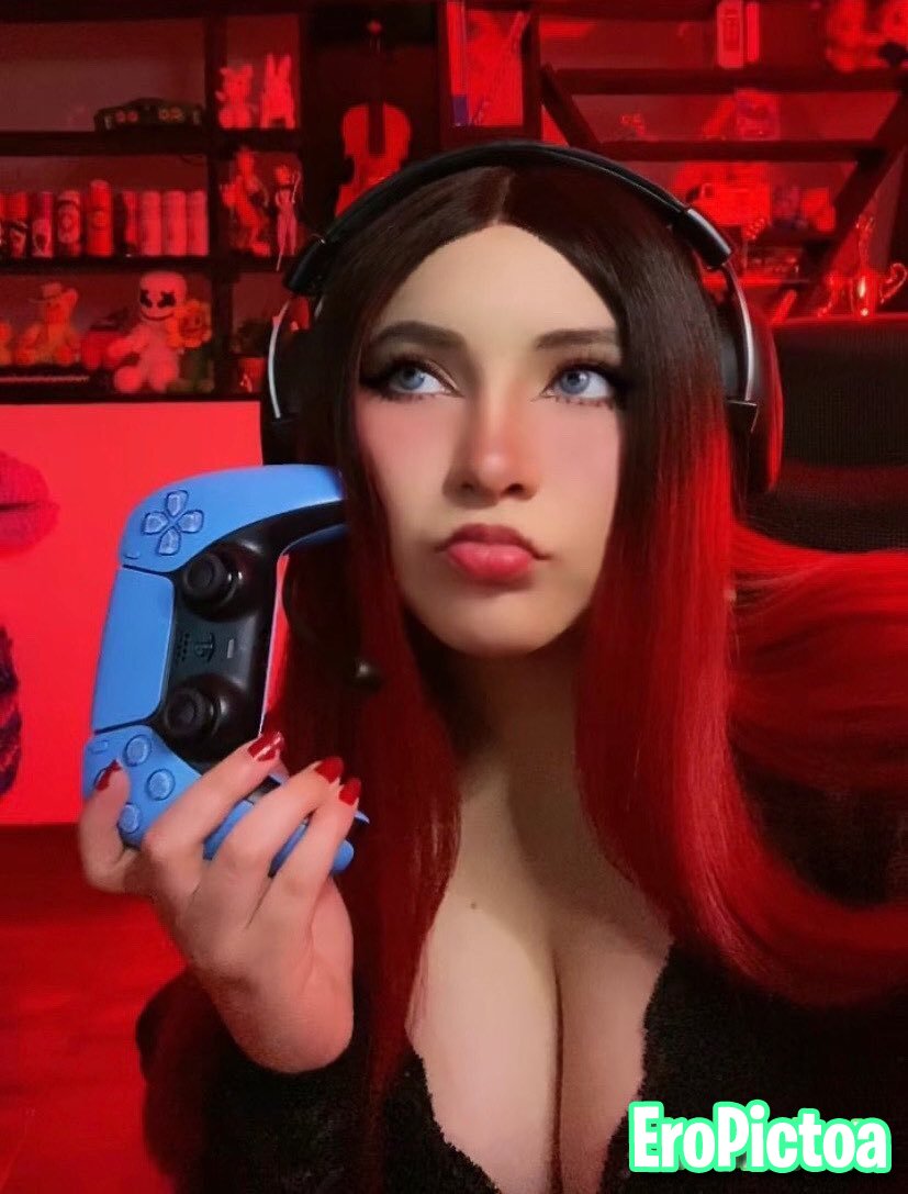Feezius ( streamer ) photo featuring Hot - Part 7