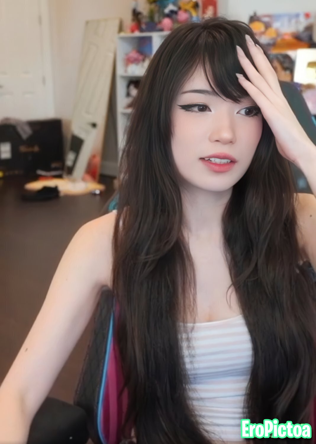 Emi [3] photo featuring streamer - Part 83