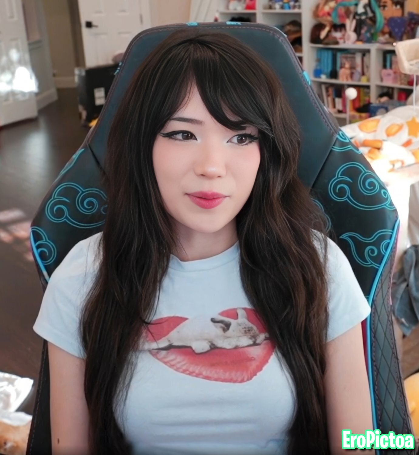 Emi [4] photo featuring twitch - Part 32