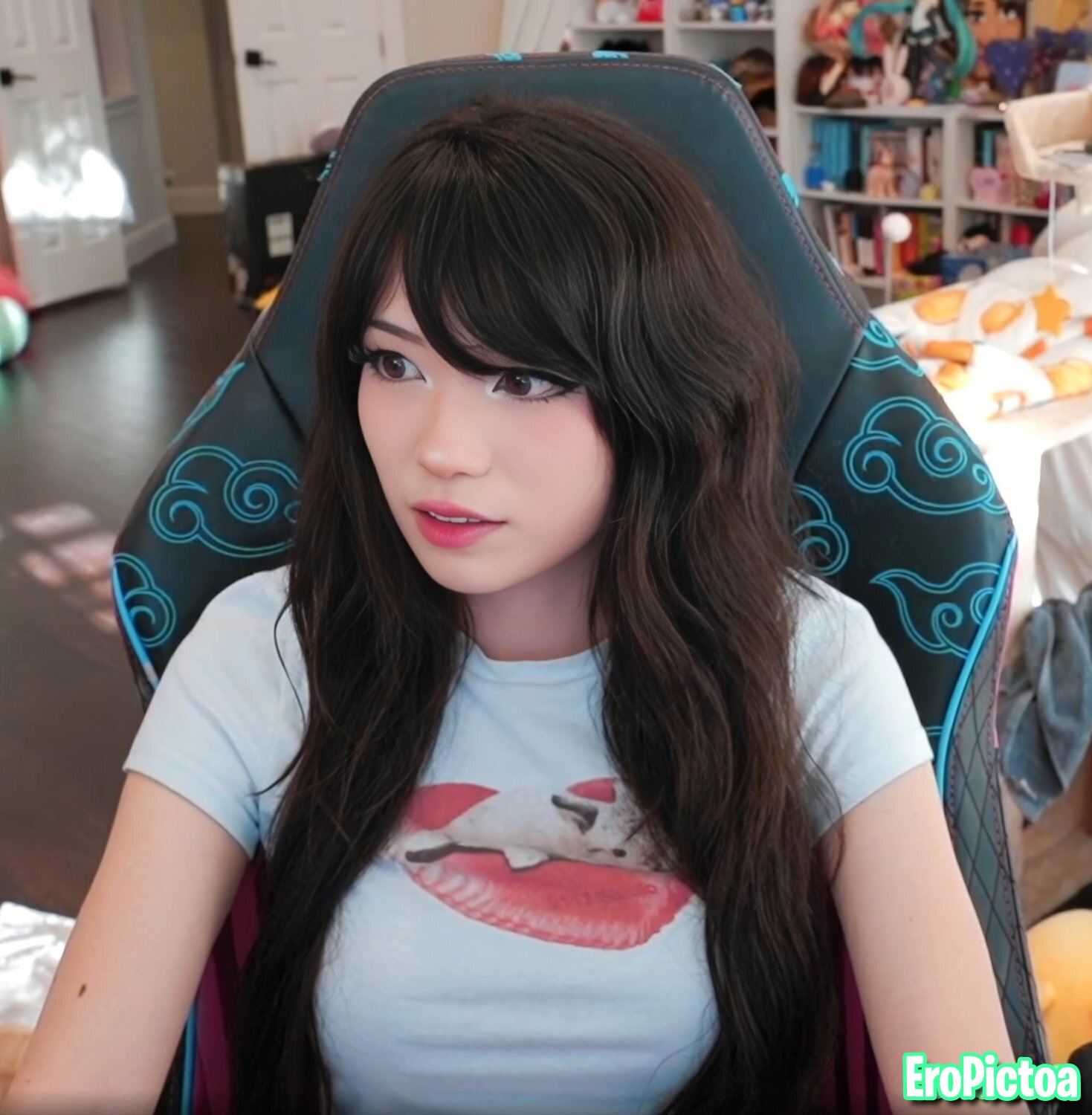Emi [4] photo featuring twitch streamer - Part 33