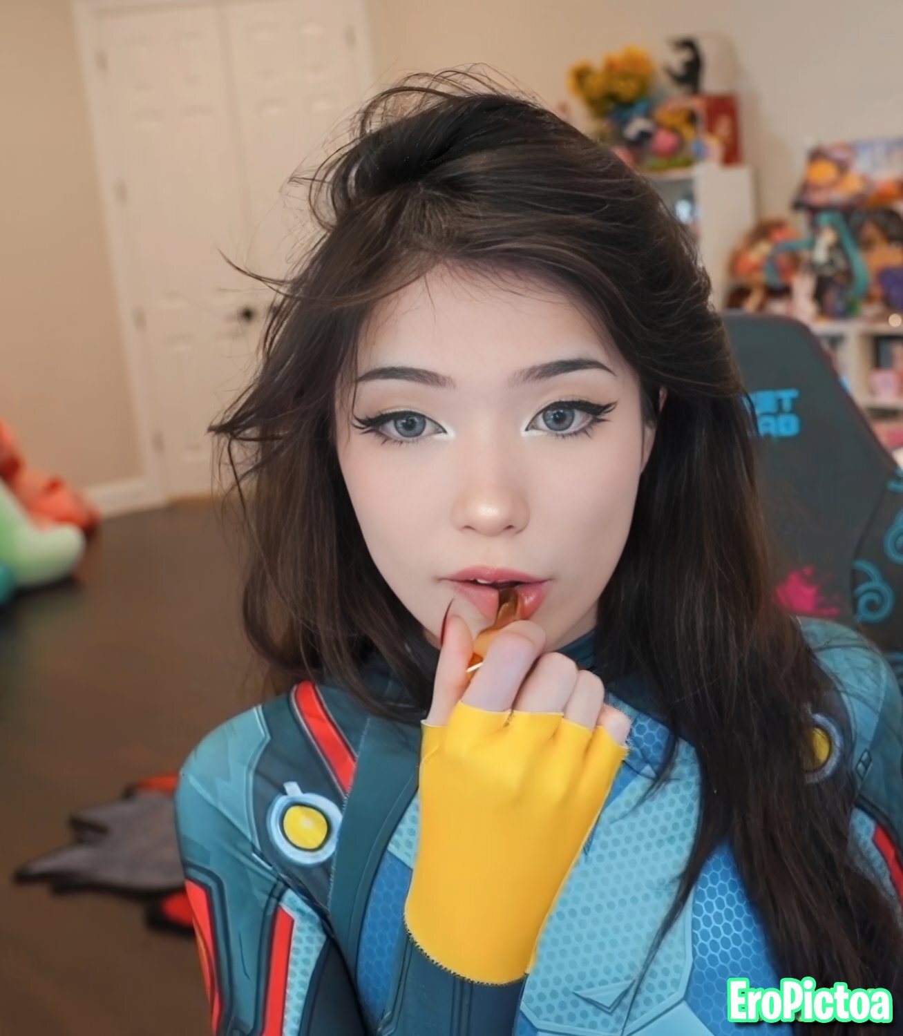 Emi [4] photo featuring twitch streamer - Part 79