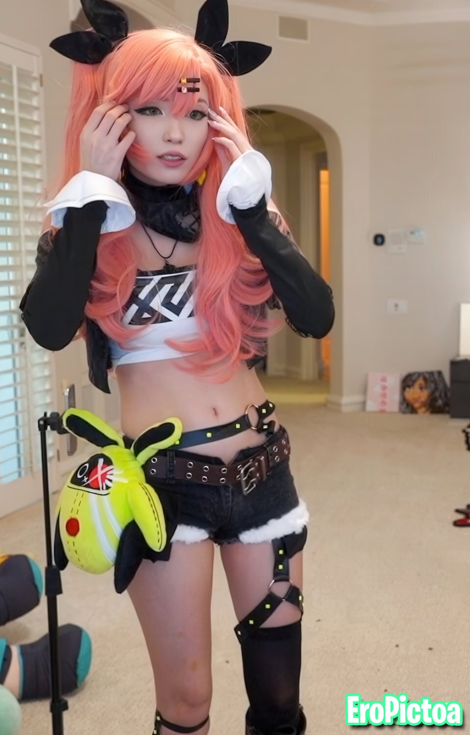 Emi [6] photo featuring twitch - Part 63