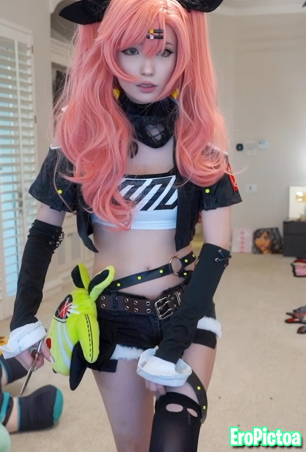 Emi [6] photo featuring influencer - Part 65