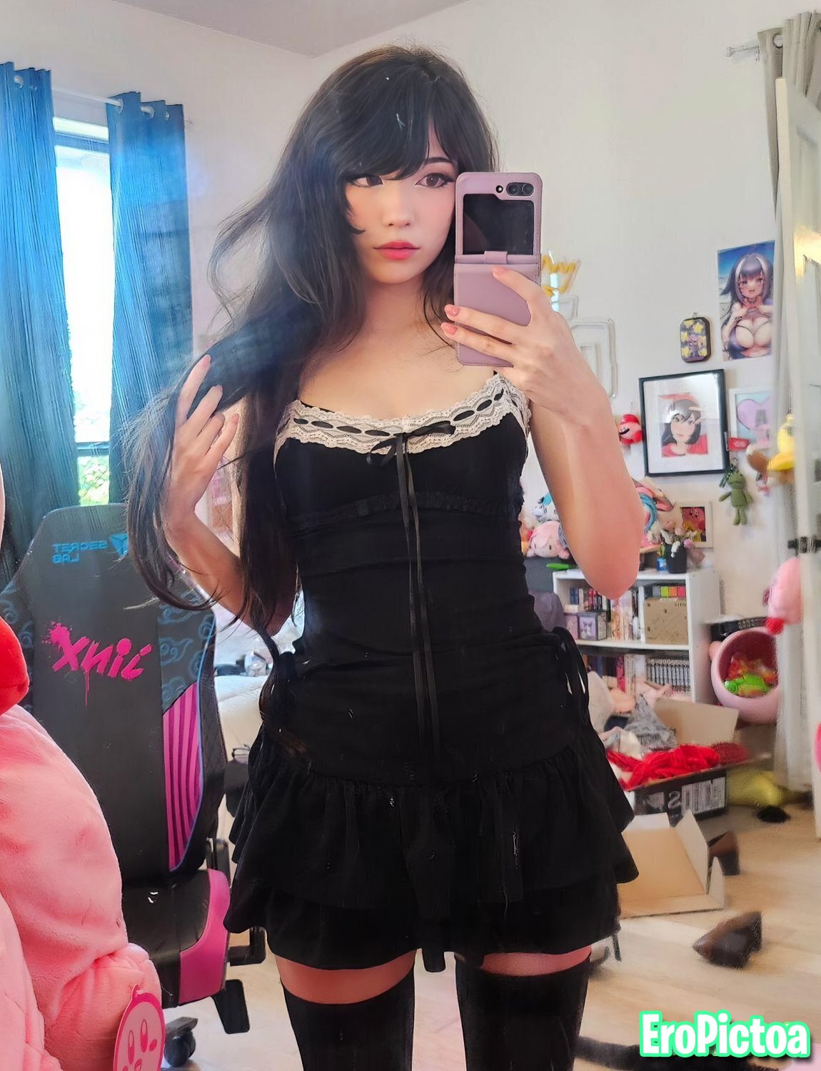 Emi photo featuring streamer - Part 80