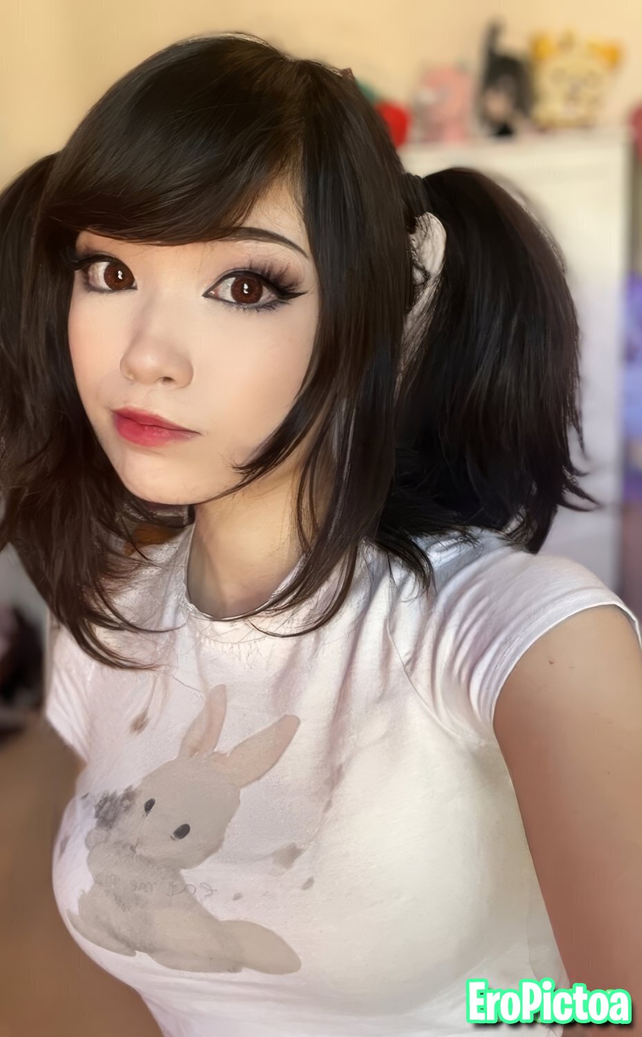 Emi photo featuring petite - Part 83