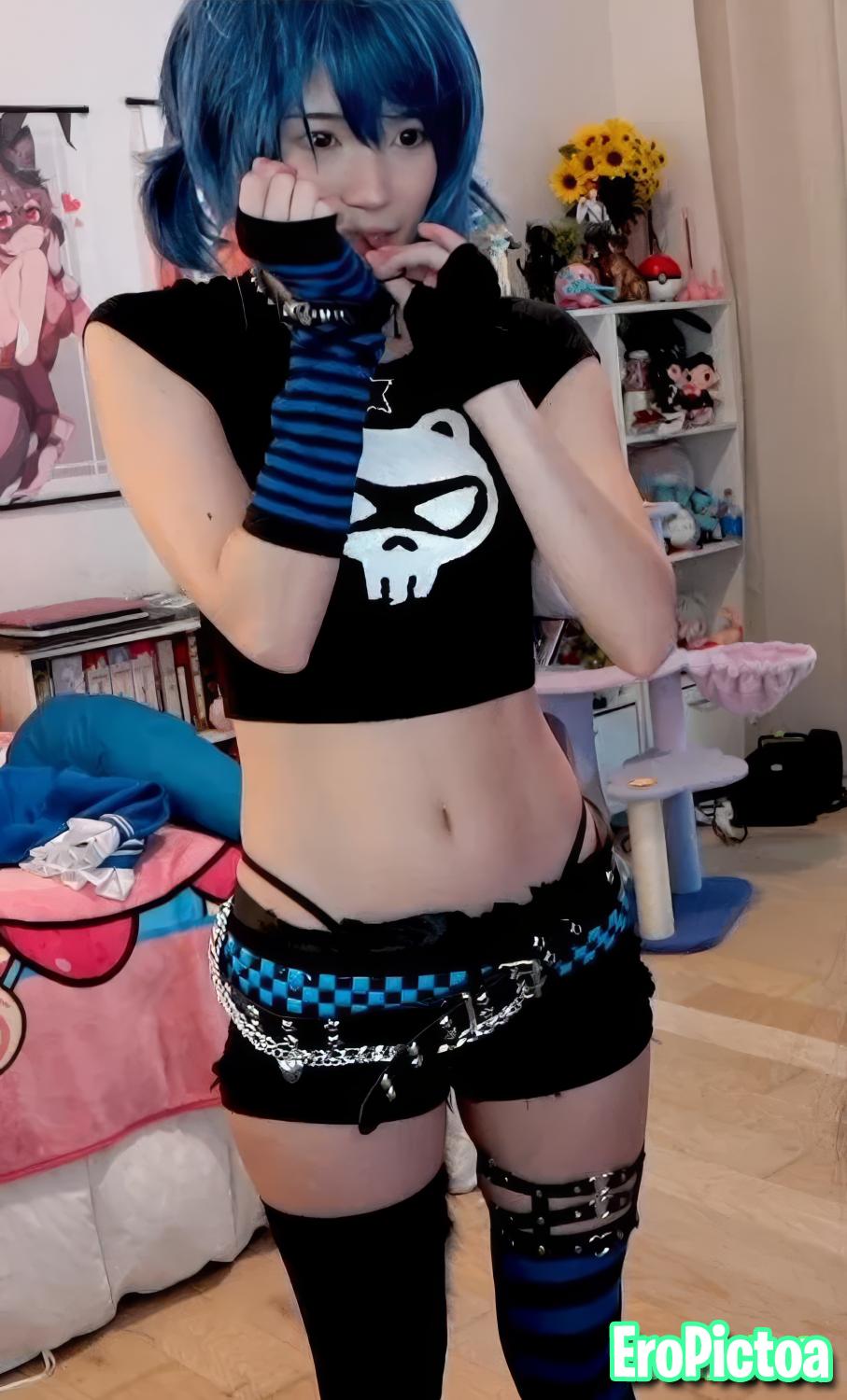 Emi photo featuring gamer - Part 89