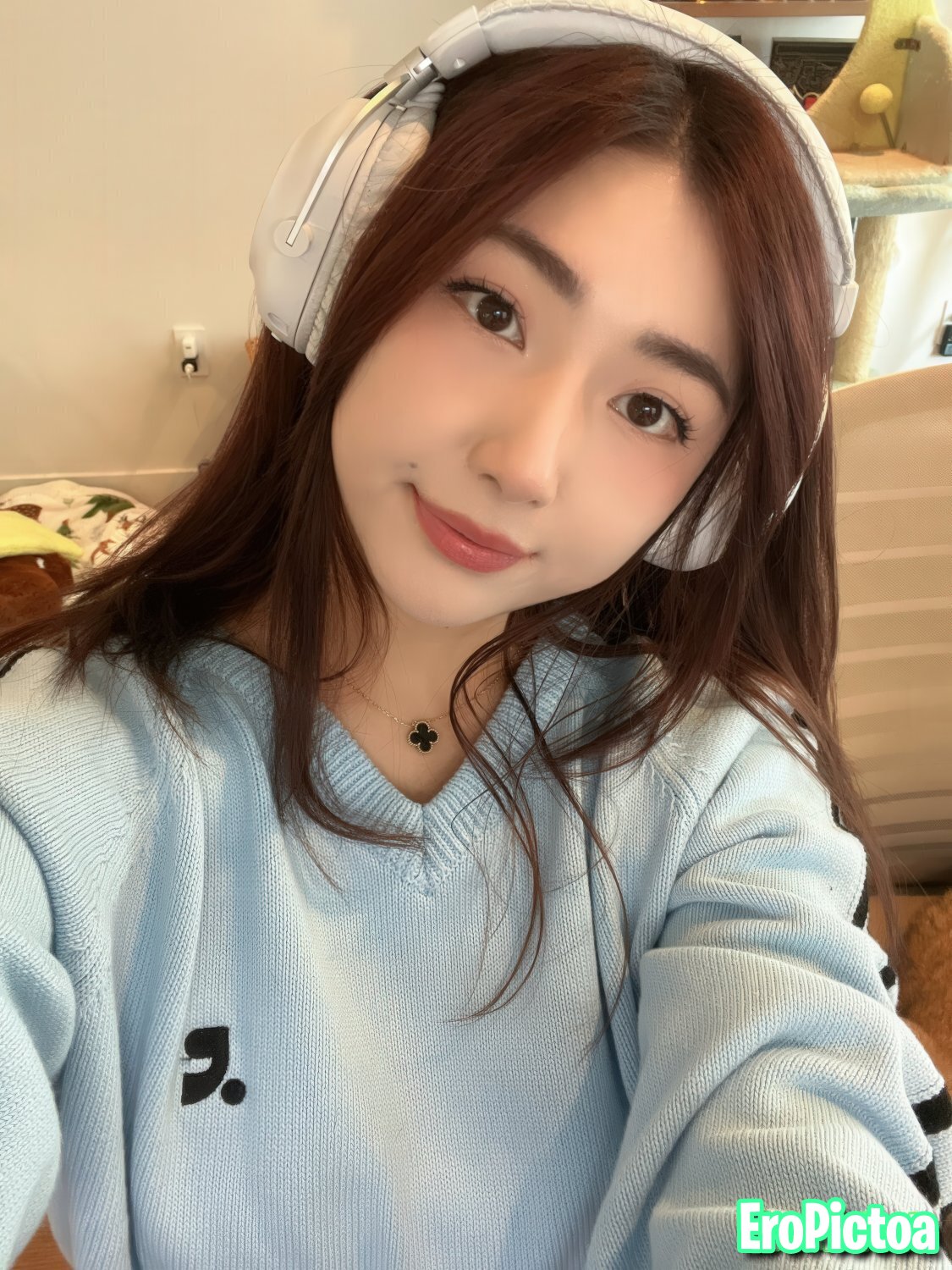 xChocoBars photo featuring twitch - Part 72