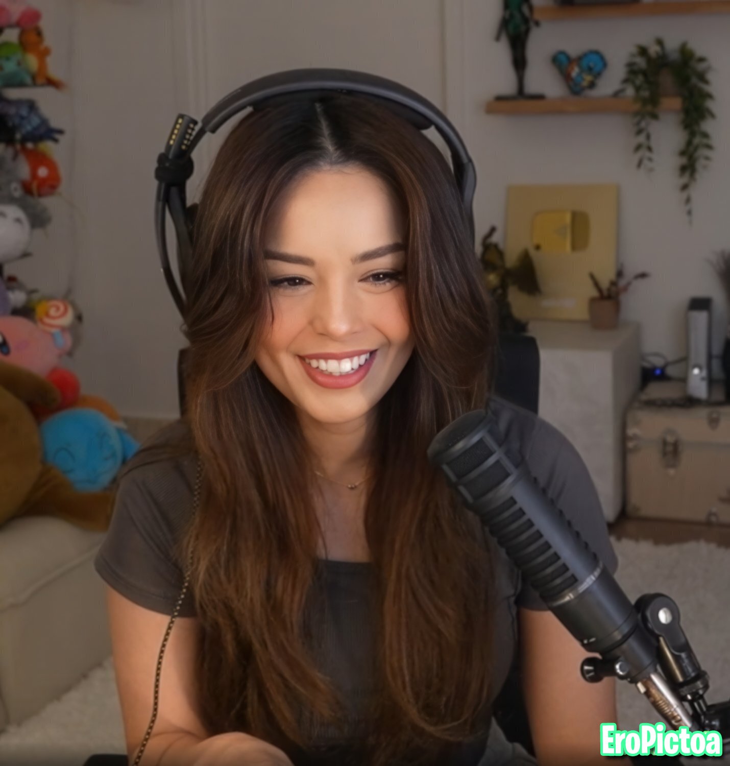 Rae [12] photo featuring influencer