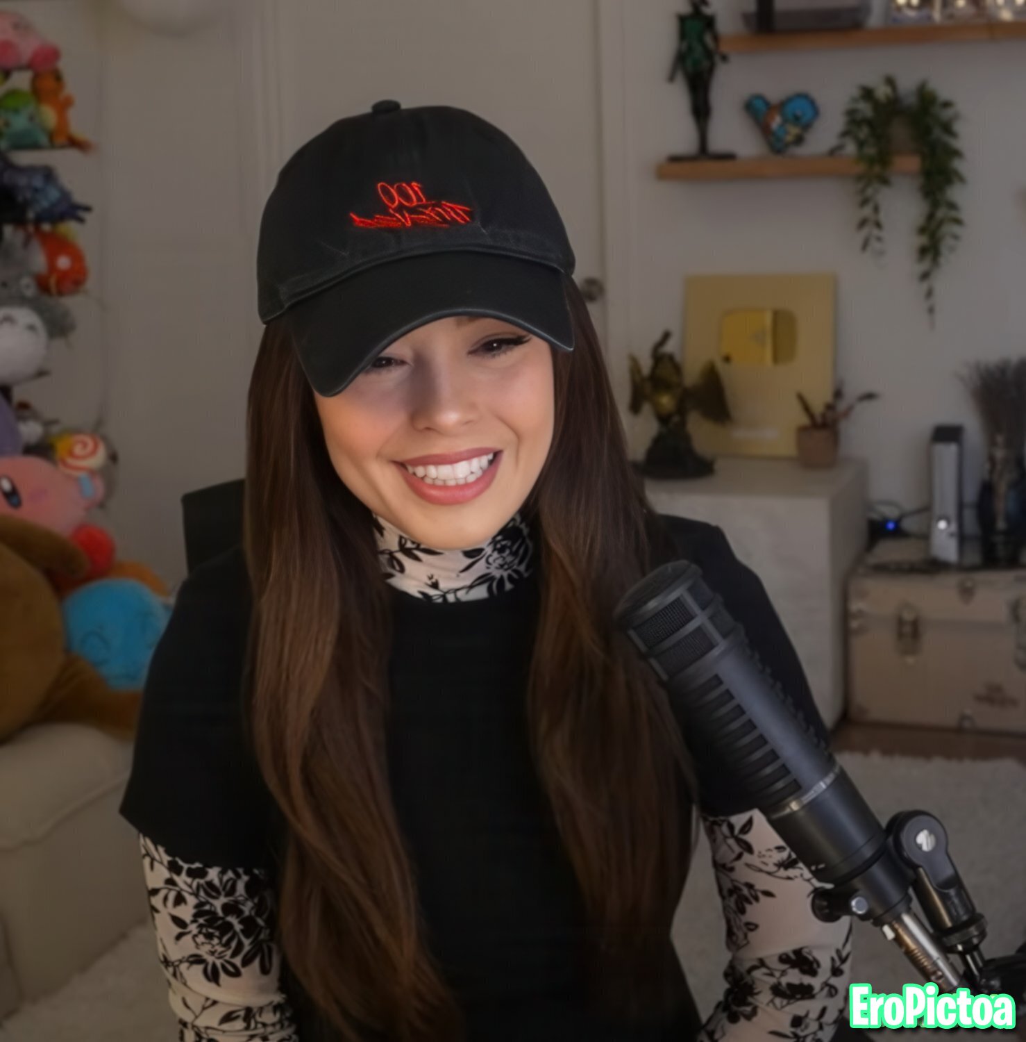 Rae [12] photo featuring petite