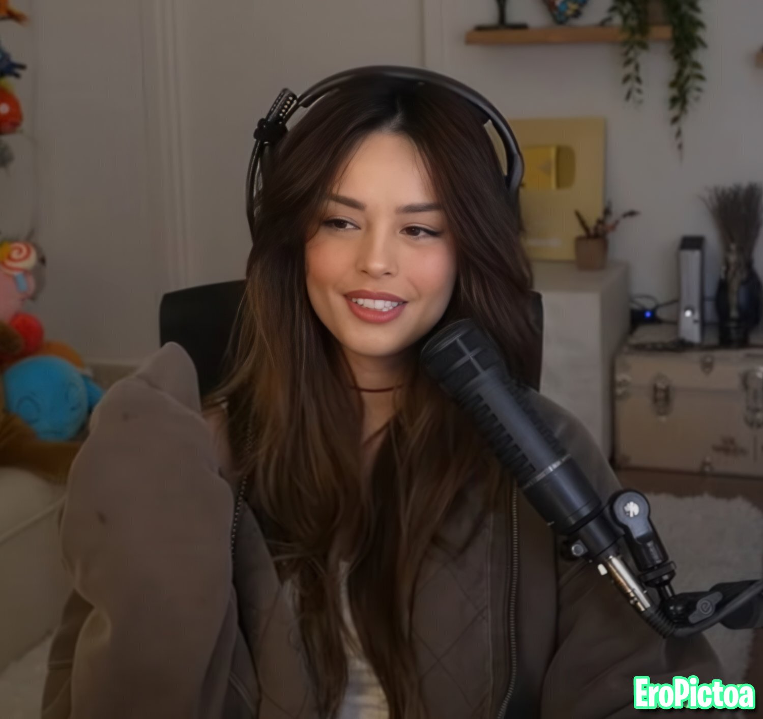 Rae [12] photo featuring perky
