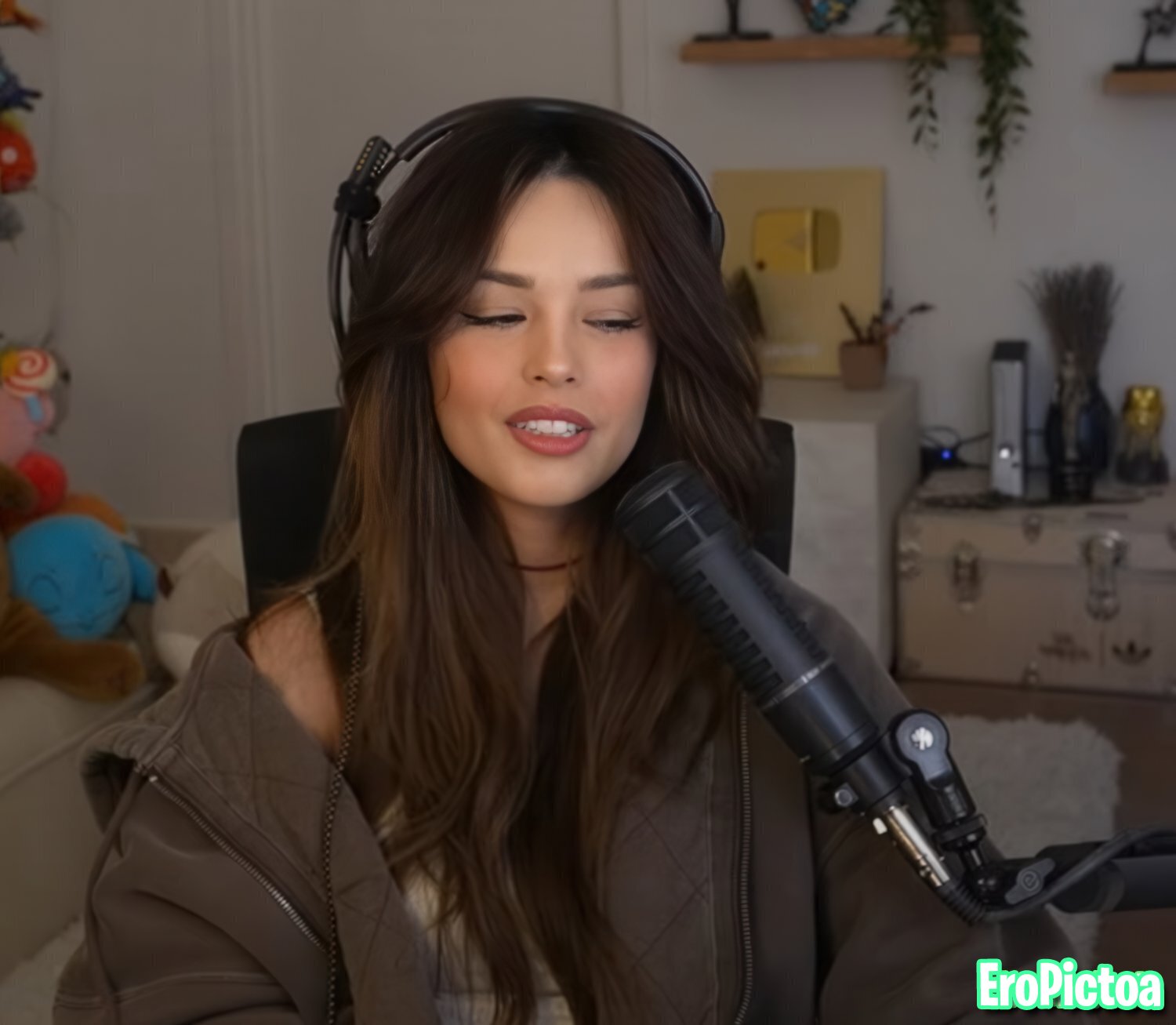 Rae [12] photo featuring cute asian