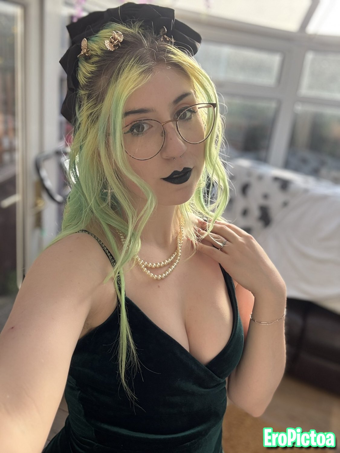 Amy photo featuring Twitch