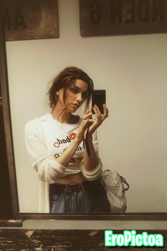 Elisawaves photo featuring IG
