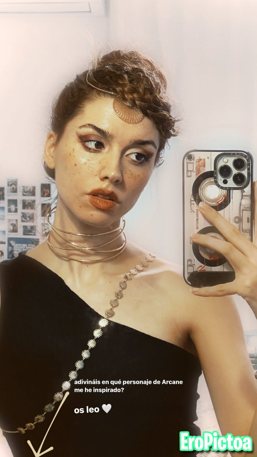Elisawaves photo featuring Stream