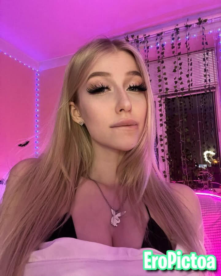 Polinali photo featuring Twitch - Part 20