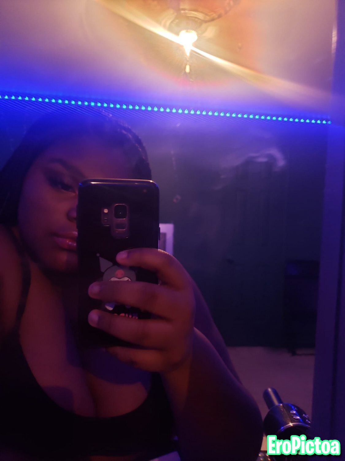 discord whore photo