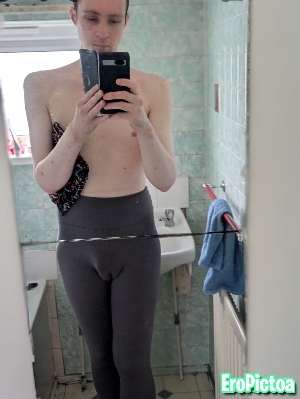 Exposed Discord slut! photo featuring gay - Part 10