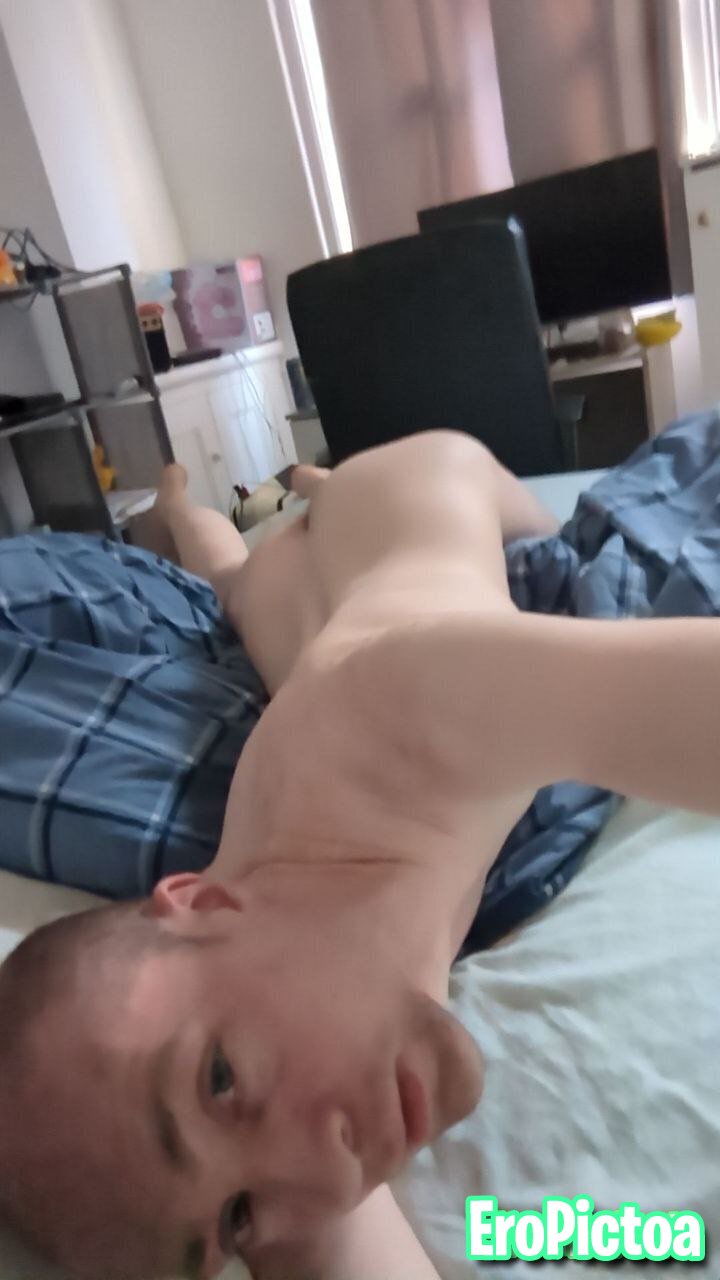 Exposed Discord slut! photo featuring ass - Part 4