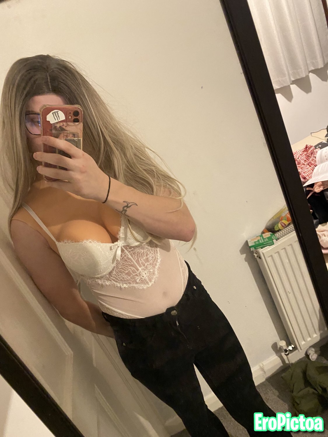 Discord - lottie.jb photo featuring Discord - Part 36