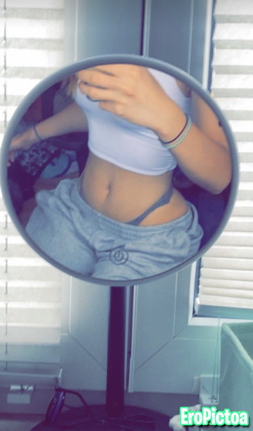 cute random teens photo featuring boobs - Part 20
