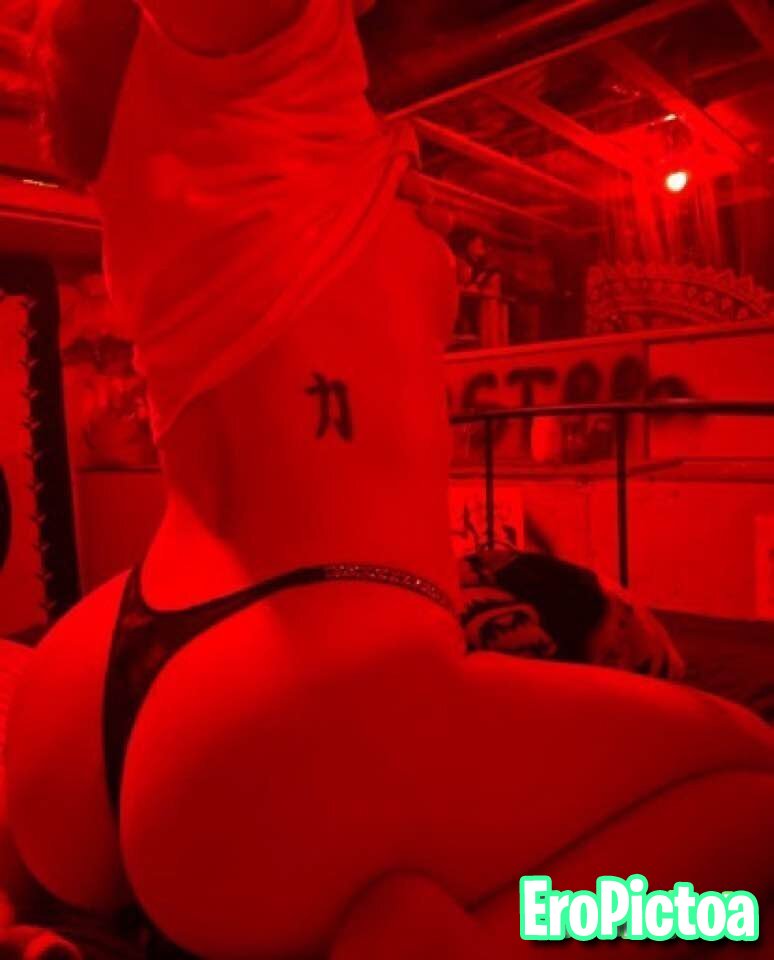 Cuck Risk Ass photo featuring Discord - Part 22