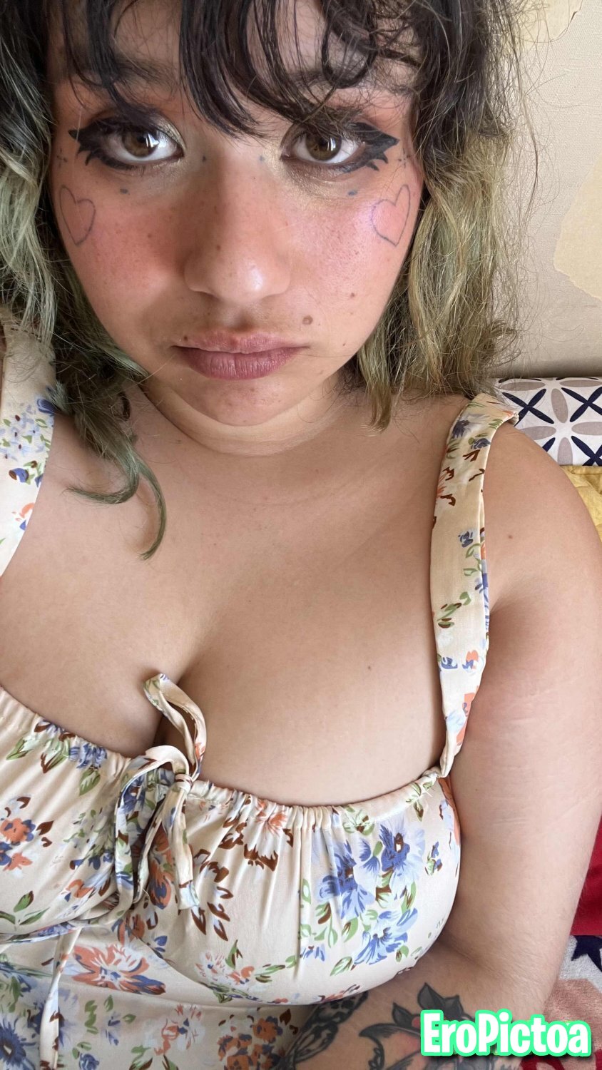27yo slut exposed photo featuring busty - Part 10
