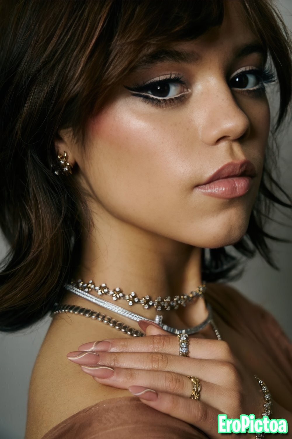 Jenna Ortega photo featuring celebrity - Part 2