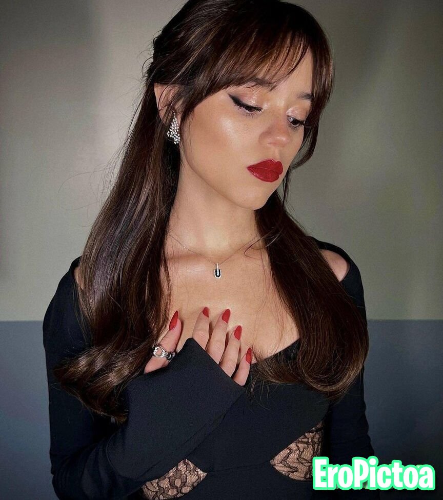 Jenna Ortega S2 photo featuring jenna