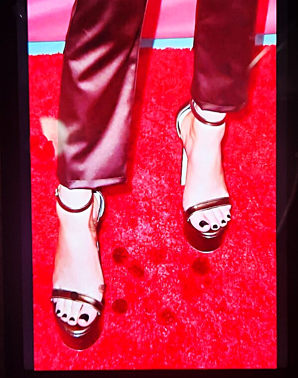 Thumbnail for Jenna Ortega feet cumtribute #1
